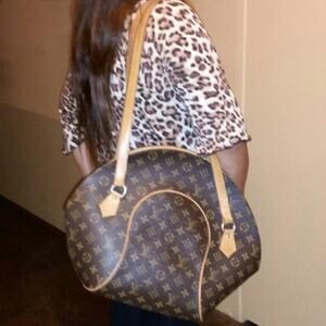 💎✨HOT BUY✨💎AUTHENTIC Louis Vuitton Ellipse Shopping Shoulder bag